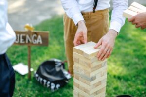 10 jeux de réception pour divertir vos invités