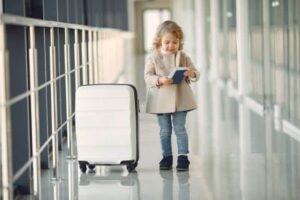 15 meilleurs jouets de voyage pour bébés et tout-petits pour les trajets en voiture, les avions et les dates de jeu