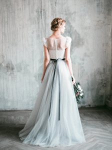 18 meilleures robes de mariée Etsy à moins de 1000 $ : longues, courtes, sans bretelles, plus