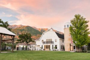 30 Lieux de mariage de grange dans les montagnes Rocheuses