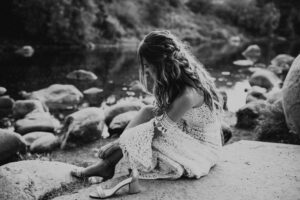 9 coiffures que nous aimons pour votre mariage d'été