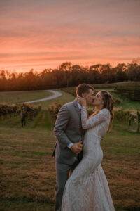 Automne Earthy Boho CeNita Vineyards Mariage en Géorgie