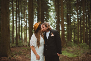 Boho Beautiful New Forest Mariage sous les arbres