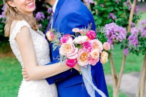 Ce mariage co-inspiré de papier fusil est la perfection de Bloomin '