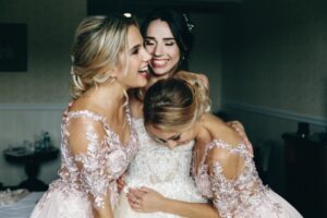 Ce qu'une mariée ne devrait jamais demander à ses demoiselles d'honneur de faire