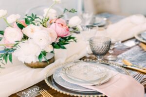 Choses courantes sur lesquelles les gens dépensent trop lors de la planification de leur mariage