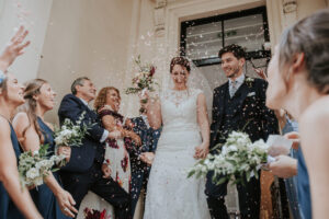 City Chic 10-11 Carlton House Terrace Wedding dans les tons bleu marine