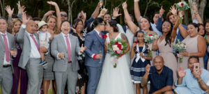 Combien les invités paient-ils pour les mariages à destination ?