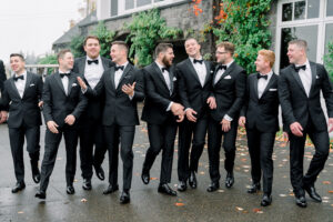 Comment impliquer votre marié dans le processus de planification de mariage BridalGuide