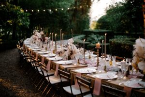 Comment planifier une réception de mariage abordable : 9 conseils faciles !