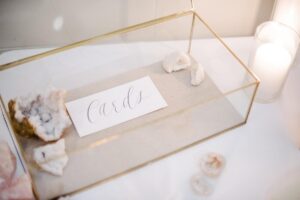 Comment puis-je (poliment !) demander de l'argent pour un cadeau de mariage ?