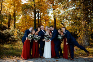 Couleurs d'automne spectaculaires pour un mariage à Pittsburgh Barn
