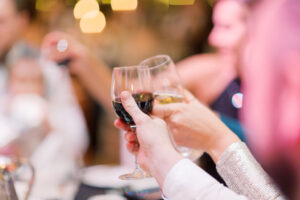 De combien de vin ai-je besoin pour mon mariage ?