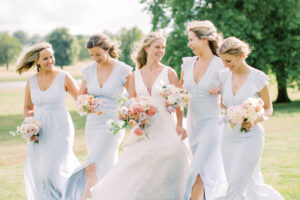 Georgie à Suzanne Neville, pour son mariage chic et élégant d'inspiration portugaise à Wilderness Reserve |  J'aime ma robe®