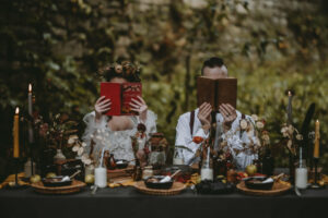 Idées originales de mariage Moonrise Kingdom dans les bois
