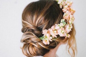 Inspiration cheveux de mariage : 21 superbes chignons défaits