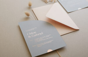 Invitations de mariage découpées à l'emporte-pièce 2022 en ligne par Paperlust
