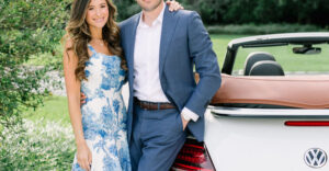 Journaux d'une mariée blogueuse : accompagnez la blogueuse new-yorkaise Corey Golden alors qu'elle planifie son mariage de rêve dans les Hamptons !