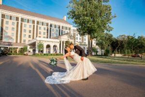 La maison d'hôtes de Graceland organise un élégant mariage glamour