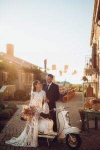 Allyson and Eric's Simple and Easy 'Natural Bohemian' Riverside Wedding by Capture Now Studios