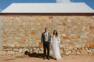 Mariage arc-en-ciel coloré à la ferme de York