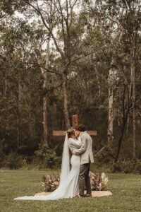 Phoebe and Liam's Rustic Chic Outdoor Australian Wedding by Tessa Cox Photography 