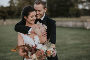 Mariage automnal traditionnel et glamour à Pylewell Park
