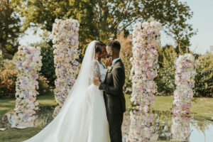 Mariage chic dans un jardin intemporel en Californie
