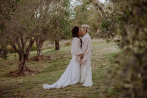 Mariage de vignoble rustique scintillant - Mariage à pois