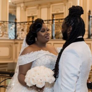 Mariage d'été royal au Legacy Castle dans le New Jersey