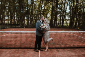Mariage d'hiver moderne à Mona Farm
