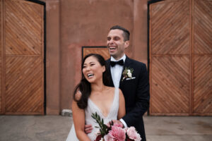 Mariage élégant dans une cave aux vignobles de Coriole