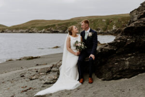 Mariage familial simple et chic aux îles Shetland