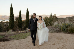 Mariage intime dans une cave de Tasmanie - Mariage à pois