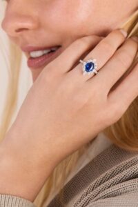Sapphire engagement ring