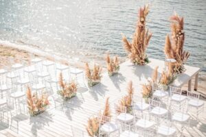 Pourquoi les micro-mariages à la mode sont maintenant là pour rester
