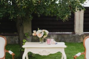 Que louer pour un mariage dans la cour