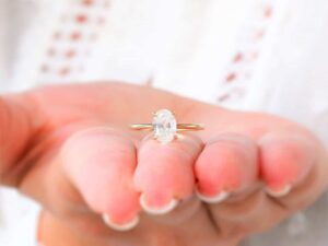 oval engagement rings