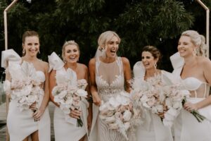 Tendance de style de mariage: Robes de demoiselles d'honneur blanches