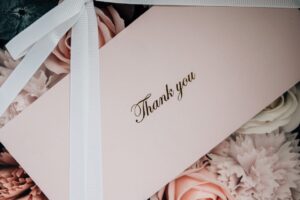 Tout ce que vous devez savoir sur les cartes de remerciement de mariage