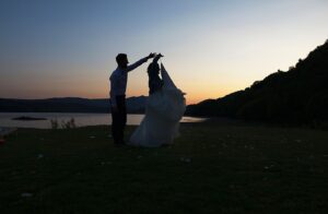 UN MICRO MARIAGE VENACHAR LOCHSIDE REMPLI DE PLAISIR