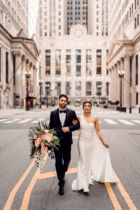 Un mariage indien élégant amène les rythmes de Bollywood à Chicago