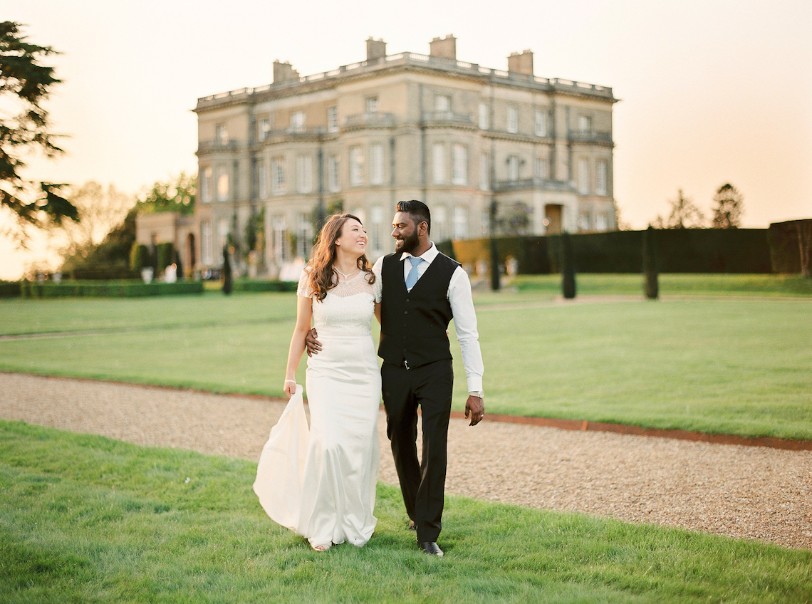 Effortlessly Beautiful Regal Hedsor House Wedding Julie Michaelsen Photography