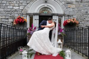Un mariage rustique avec de la lavande, du violet et des touches de rose