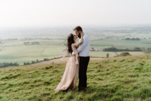Un micro-mariage éthéré avec seulement 5 invités : Olivia et Andrew