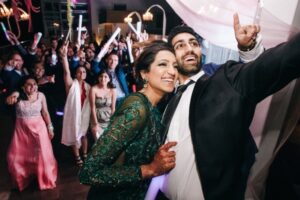 Une expérience d'invité incroyable est-elle une nouvelle tradition de mariage ?