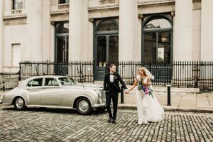 Une soirée urbaine chic pour le City Wedding de Danni & Damien