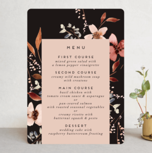 Voici EXACTEMENT ce qu'il faut mettre sur les cartes de menu de mariage